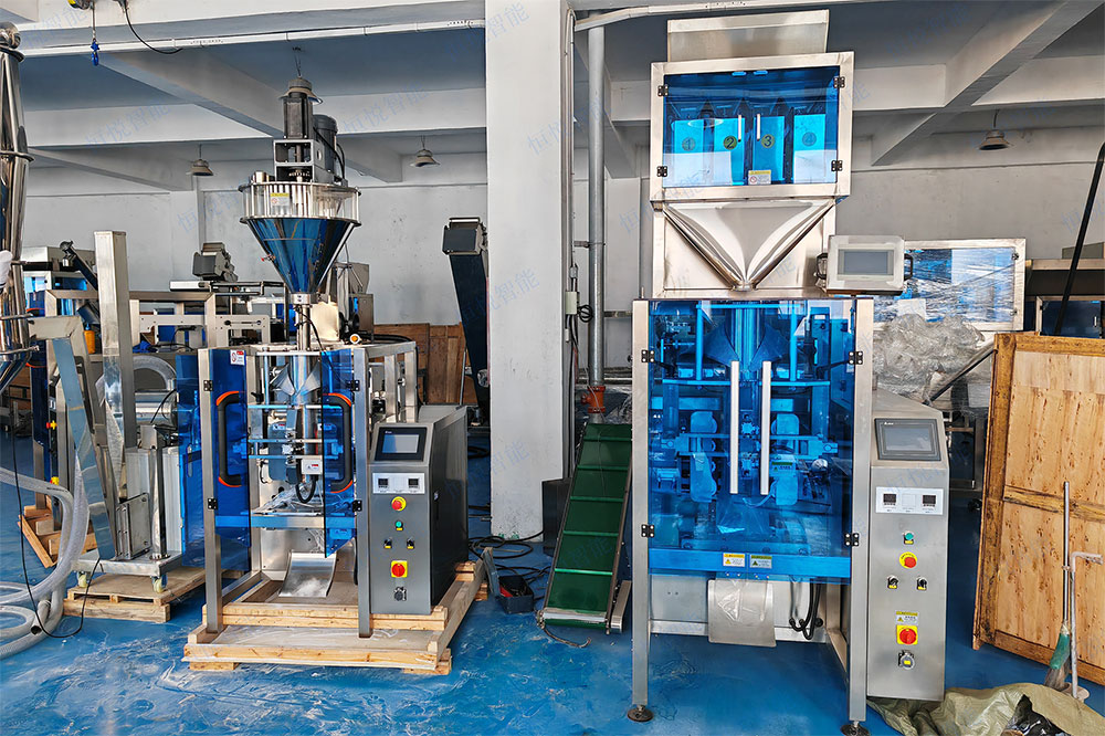 葉面肥自動包裝機(jī)可對顆粒、粉末、液體等狀態(tài)的葉面肥實(shí)現(xiàn)自動化定量包裝